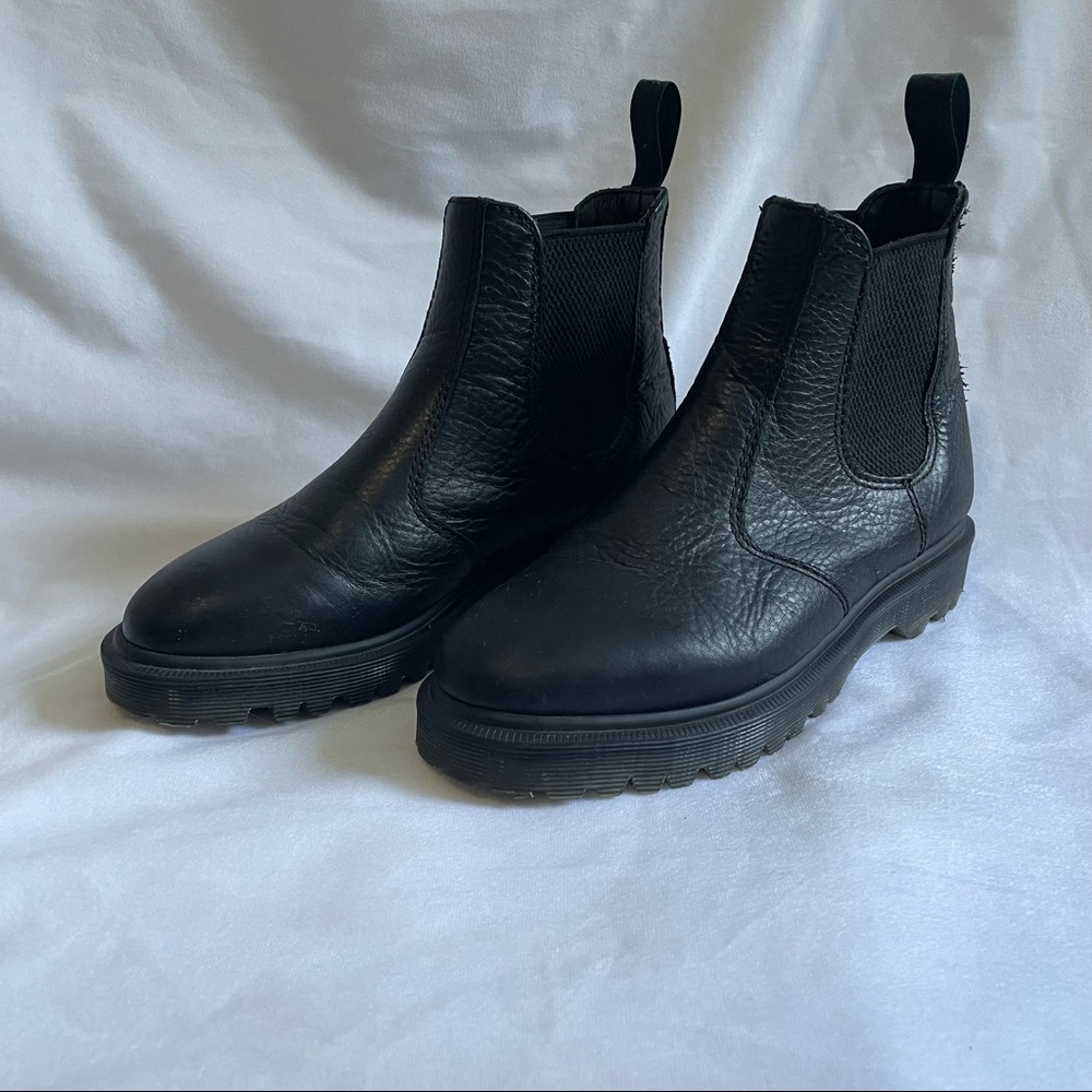 Dr. Martens Chelsea Boots